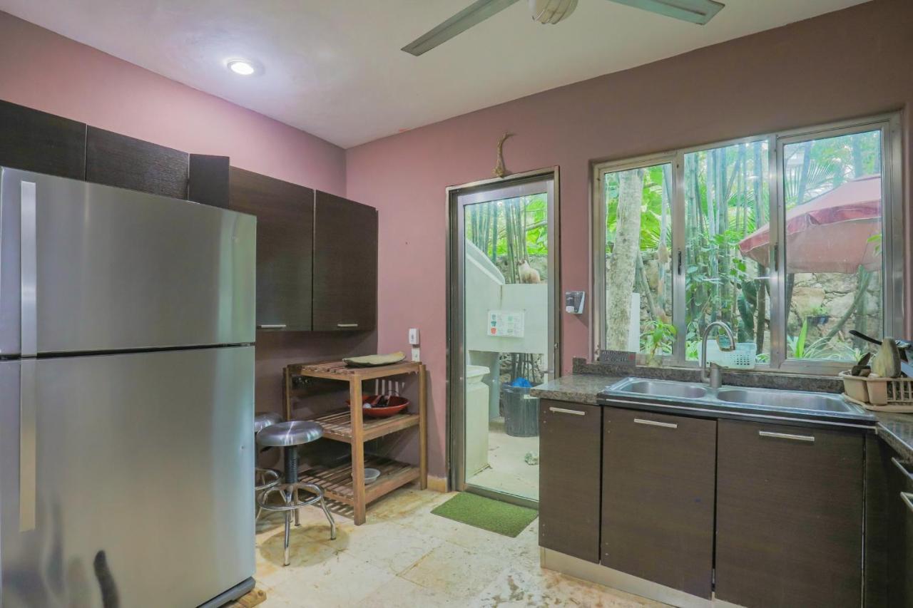 Guest House La Aldea Holistic Experience Cancun Exterior photo